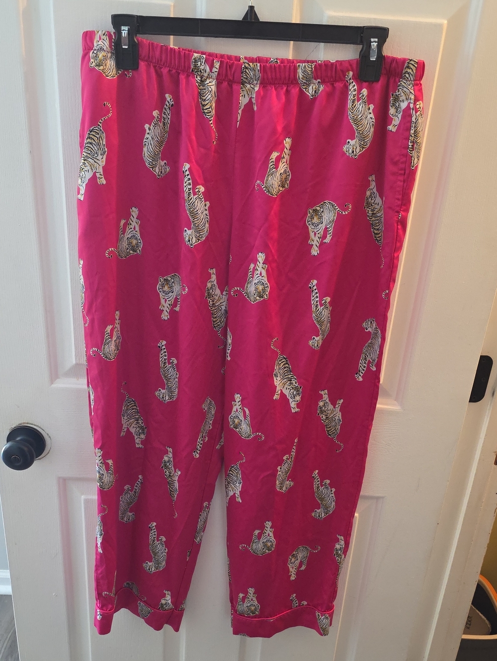 Women's Hot Pink Tiger-Print Pajama Pants